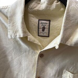 Jamaica Jaxx Hawaiian 100% Silk Men’s size Large button-down shirt with pocket